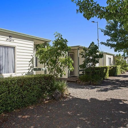 Lake Hamilton Motor Village And Caravan Park Exterior photo